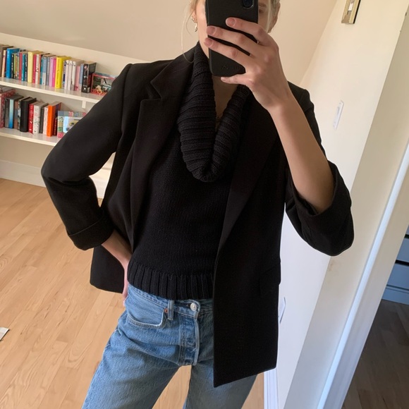 One Teaspoon Black Open-Back Turtleneck Sleeveless Sweater - Cozy Knit Top - Picture 4 of 7